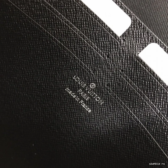 WIS LOUIS MM VOYAGE POCHETTE VUITTON 0801